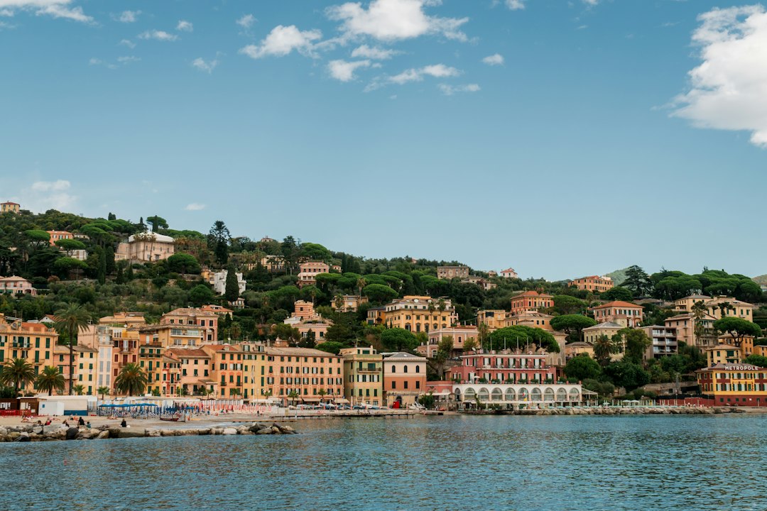 Explore the World: Tailored Travel Solutions for Everyone